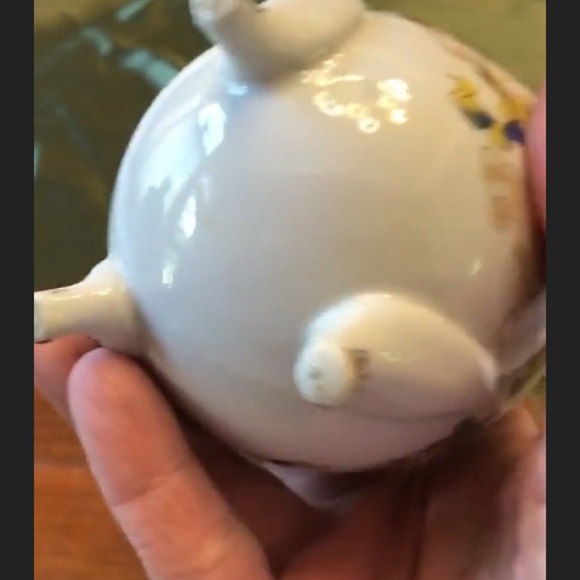 Vintage Porcelain Cracked Egg with Cherubs Angels Gilded - Picture 6 of 6